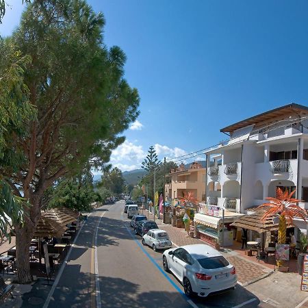 Guest House Dolce Vita Кала Гононе Екстериор снимка