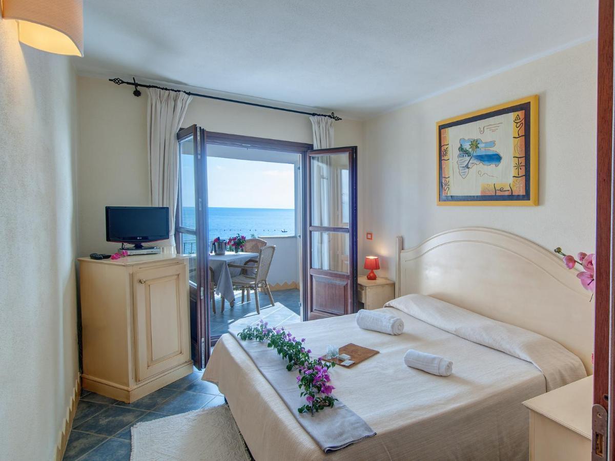 Guest House Dolce Vita Кала Гононе Екстериор снимка